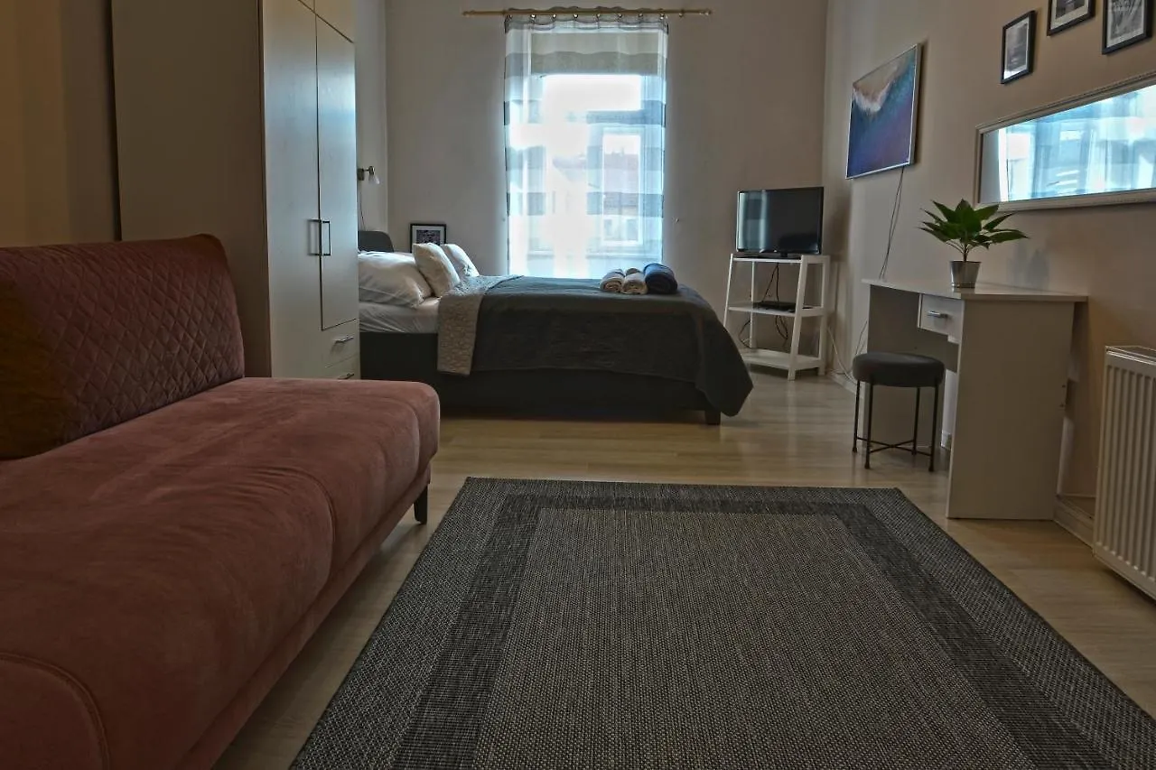 Demetrovics Udvarhaz Eger Apartment