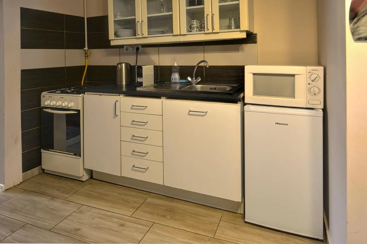 Demetrovics Udvarhaz Eger Apartment