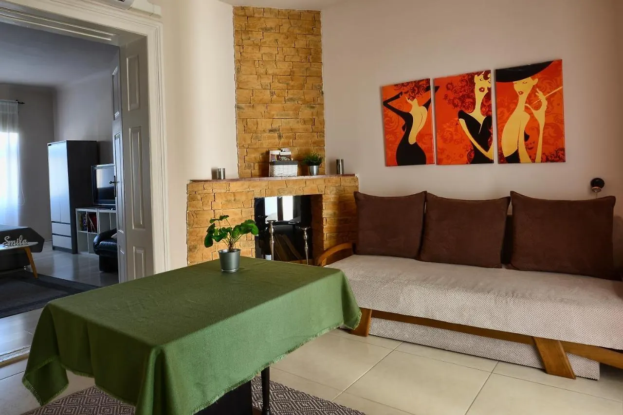Demetrovics Udvarhaz Eger Apartment