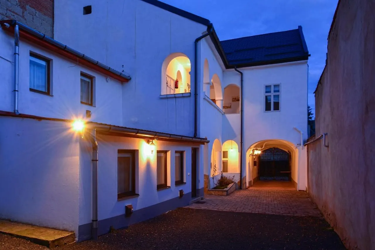 Apartment Demetrovics Udvarhaz Eger Hungary