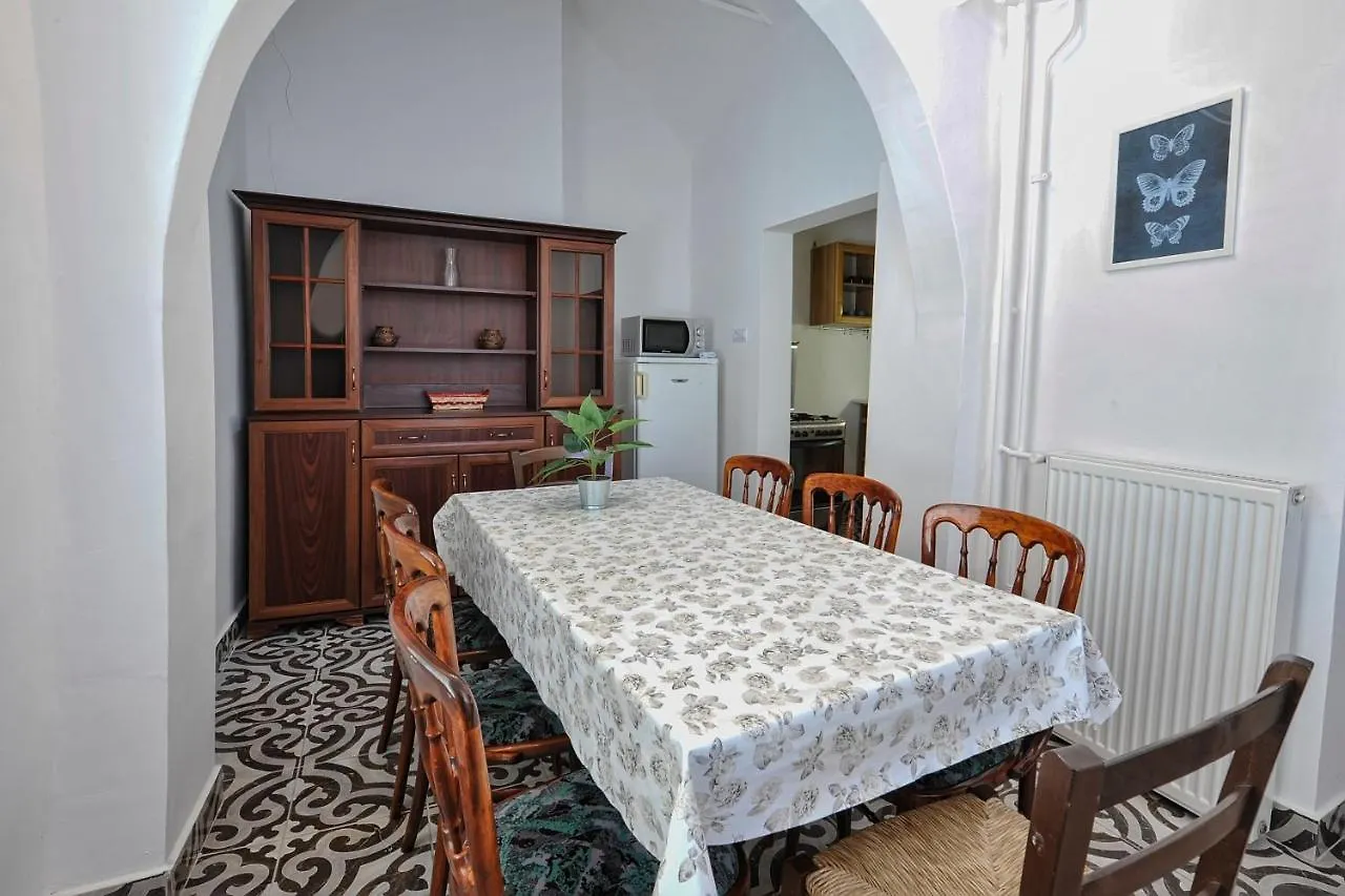 Demetrovics Udvarhaz Eger Apartment